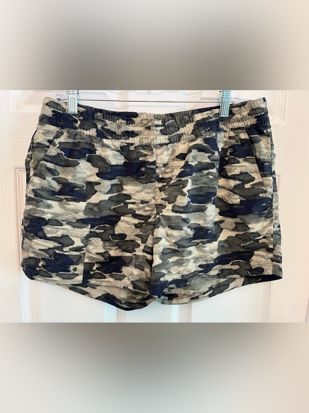Columbia shorts